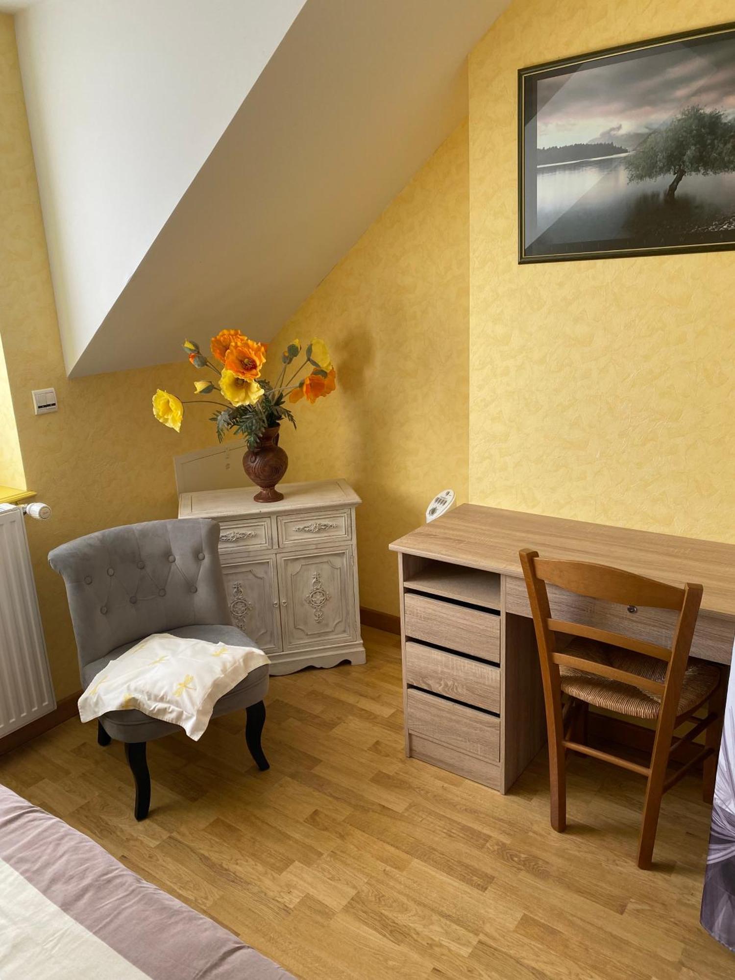 Bed and Breakfast Le Petitepinay Moitron-sur-Sarthe Exterior foto